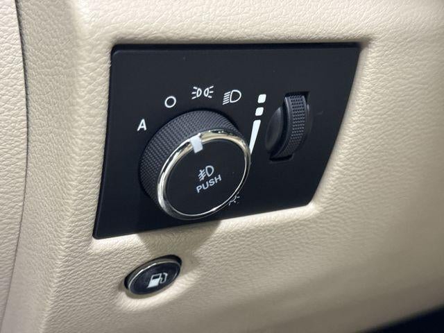 2020 Jeep Grand Cherokee Limited 4x2