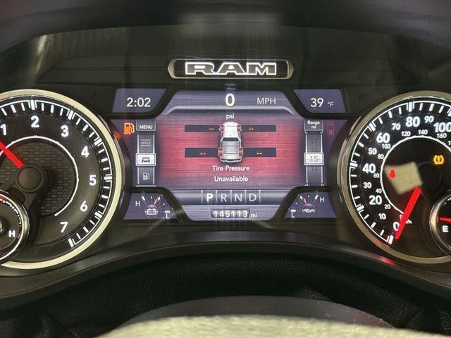 2019 RAM 1500 Laramie Crew Cab 4x4 5'7" Box