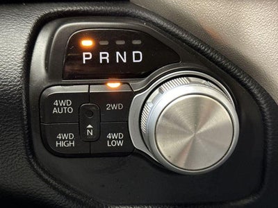 2019 RAM 1500 Laramie Crew Cab 4x4 5'7" Box