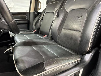 2019 RAM 1500 Laramie Crew Cab 4x4 5'7" Box