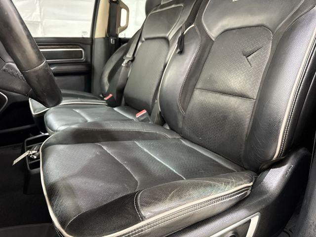 2019 RAM 1500 Laramie Crew Cab 4x4 5'7" Box