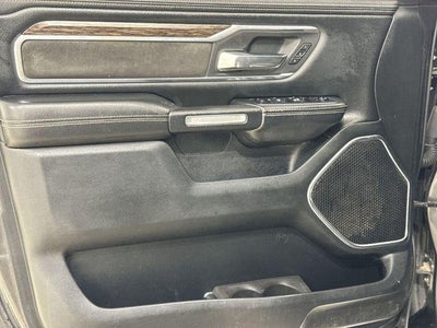 2019 RAM 1500 Laramie Crew Cab 4x4 5'7" Box