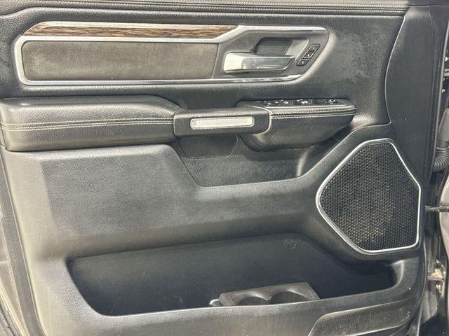 2019 RAM 1500 Laramie Crew Cab 4x4 5'7" Box