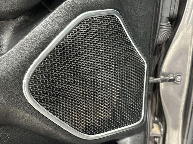 2019 RAM 1500 Laramie Crew Cab 4x4 5'7" Box