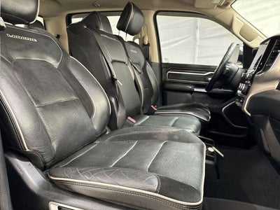 2019 RAM 1500 Laramie Crew Cab 4x4 5'7" Box