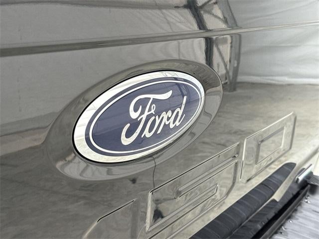 2022 Ford F-150 Base