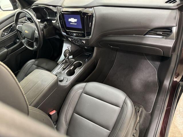 2022 Chevrolet Traverse LT Leather