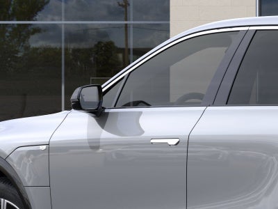 2024 Cadillac LYRIQ Luxury 2