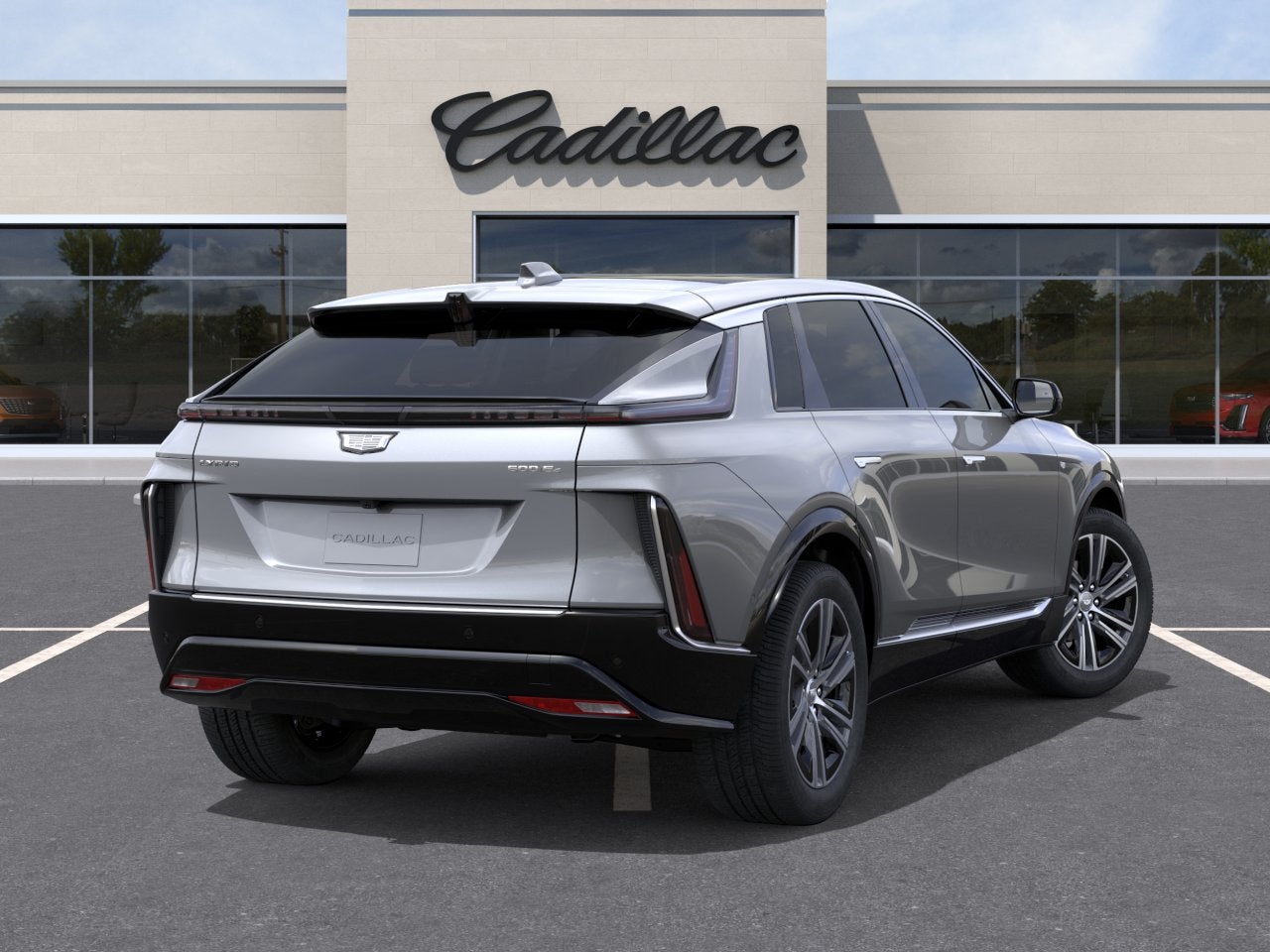 2024 Cadillac LYRIQ Luxury 2