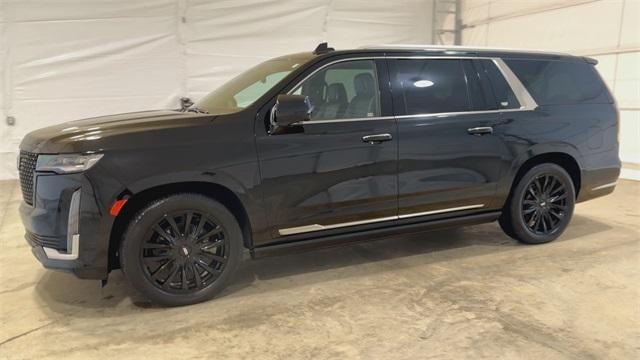 2022 Cadillac Escalade ESV Premium Luxury
