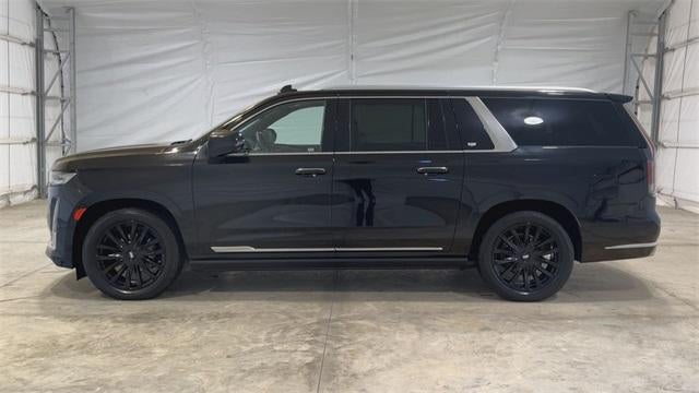 2022 Cadillac Escalade ESV Premium Luxury