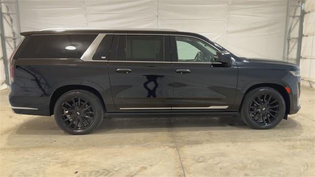 2022 Cadillac Escalade ESV Premium Luxury