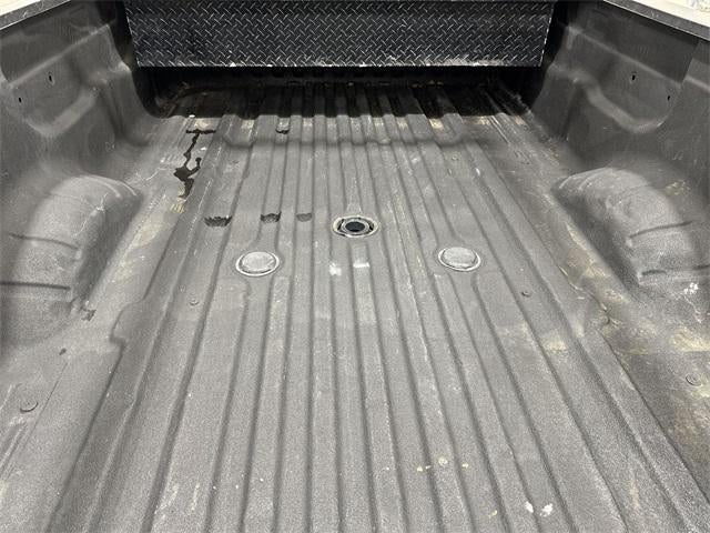 2017 Nissan TITAN XD SV