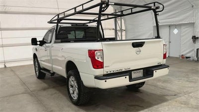 2017 Nissan TITAN XD SV