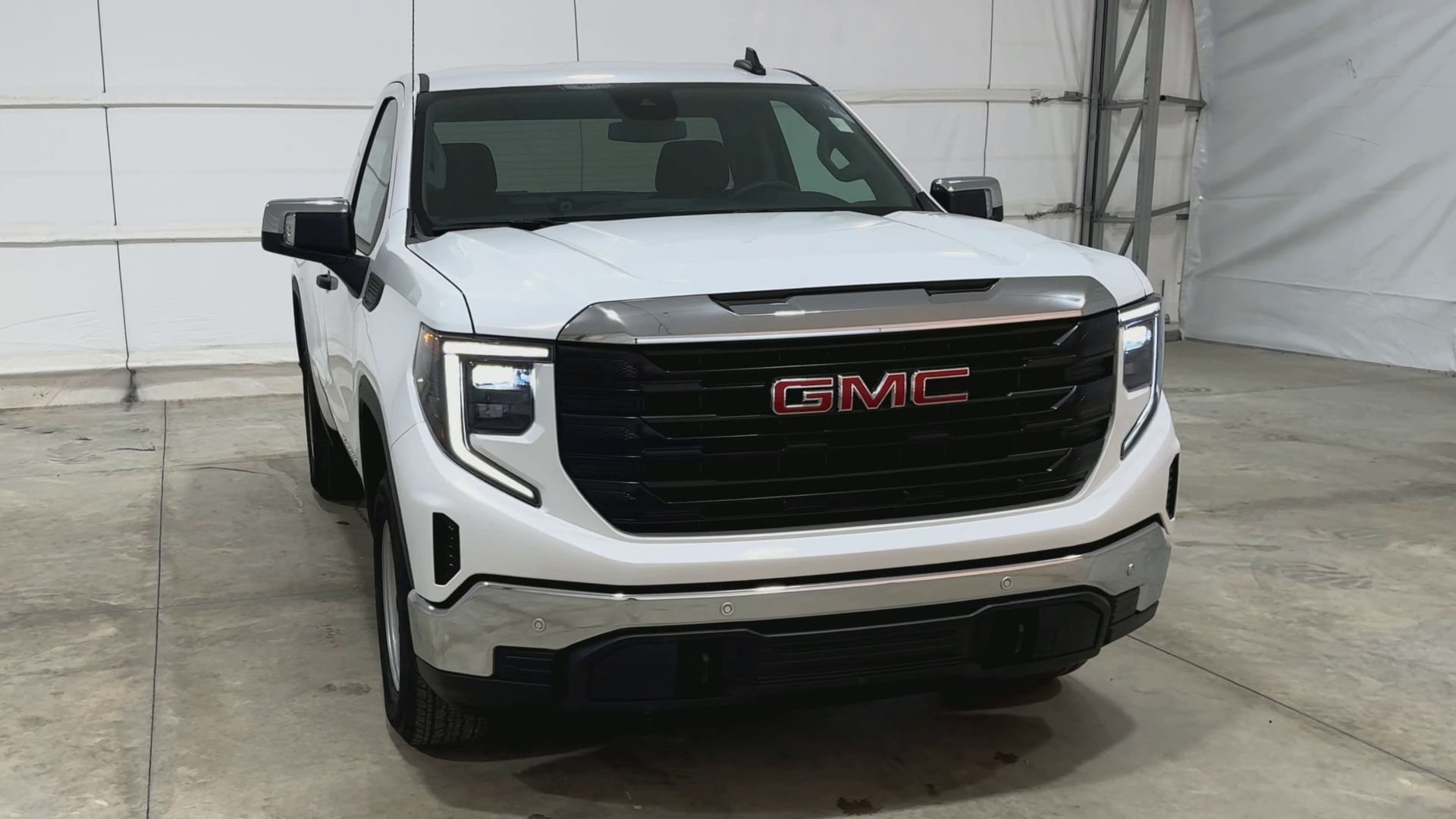2025 GMC Sierra 1500 Pro