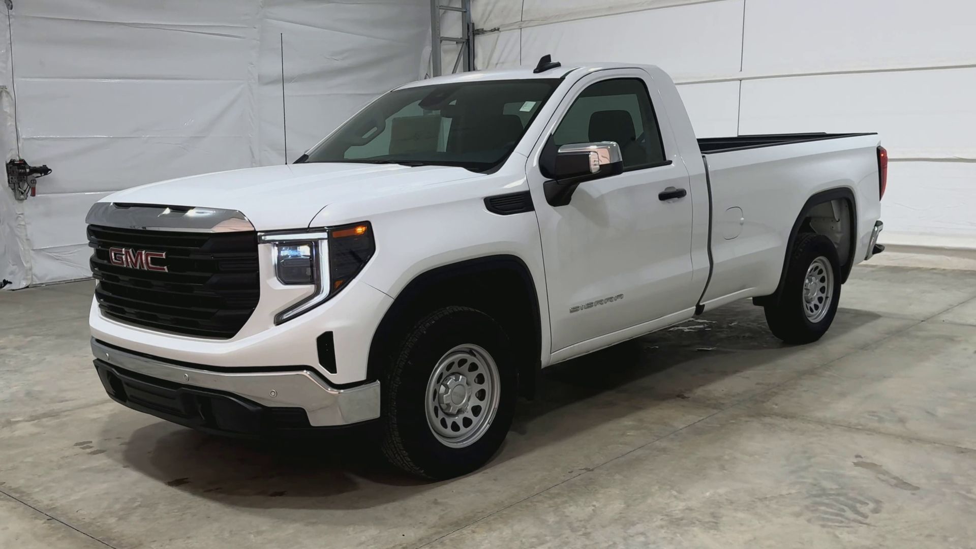 2025 GMC Sierra 1500 Pro