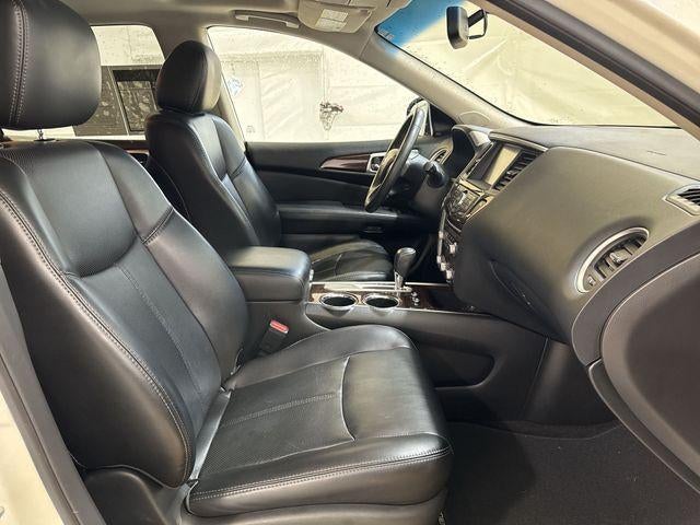 2016 Nissan Pathfinder Platinum