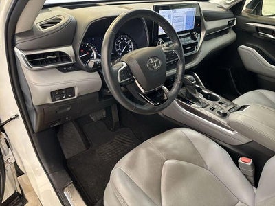 2021 Toyota Highlander Platinum