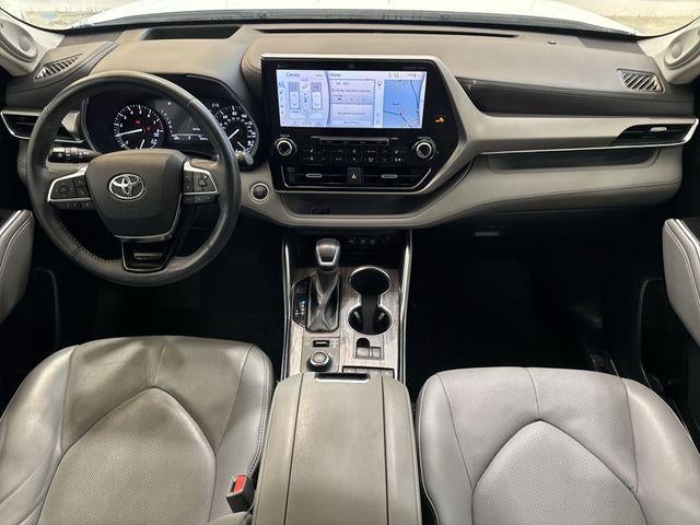 2021 Toyota Highlander Platinum