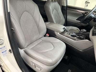 2021 Toyota Highlander Platinum
