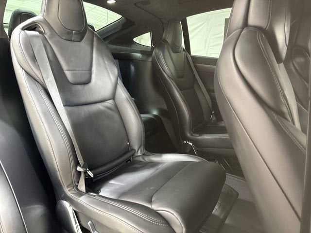 2017 Tesla Model X Base